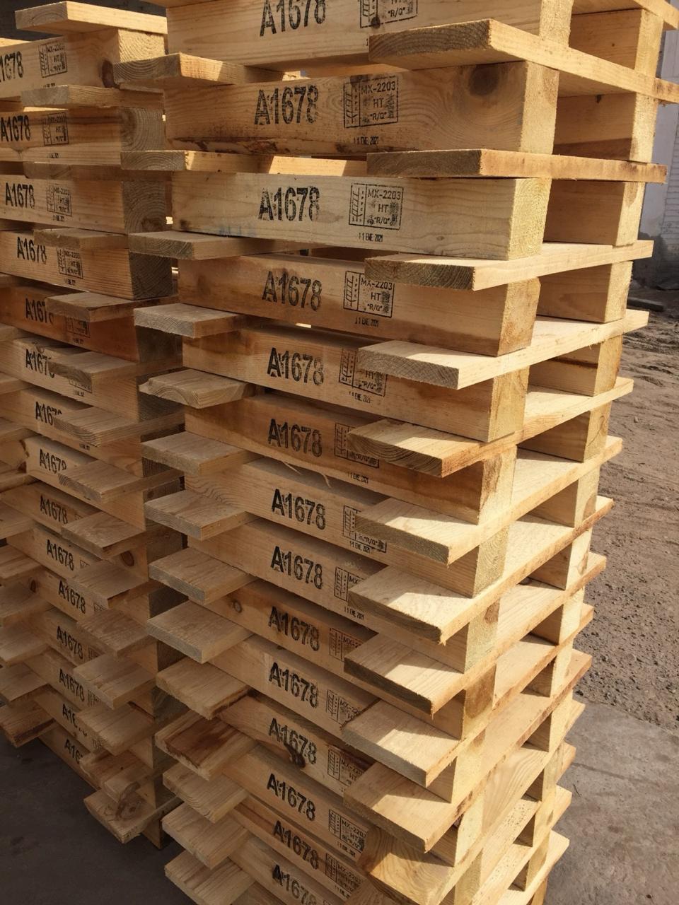 Stack de tarimas certificadas